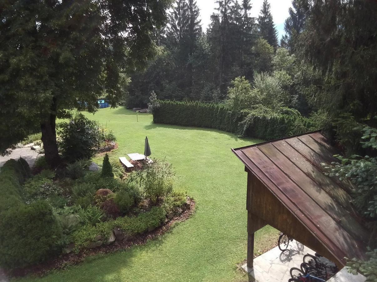 Garten- & Loggia-appartement Herrenhaus Dellach im Drautal